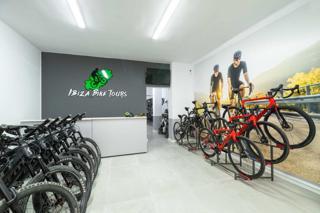 Ibiza Bike Tours Tienda 3